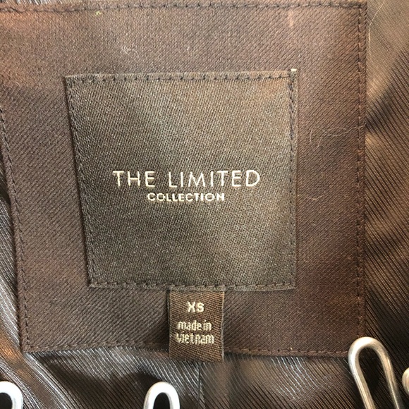 The Limited Collection Two Button Blazer XS - Picture 6 of 8